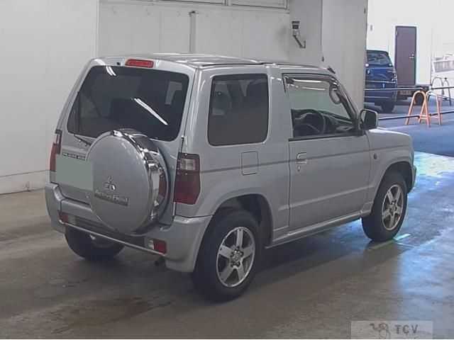 2008 Mitsubishi Pajero Mini