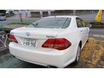 2009 Toyota Crown