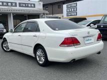 2004 Toyota Crown