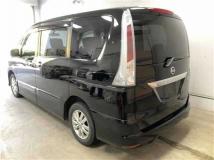 2013 Nissan Serena
