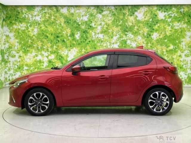 2017 Mazda Demio