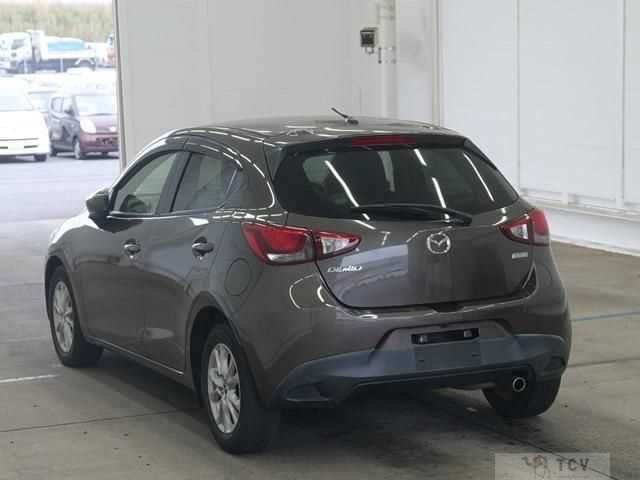 2014 Mazda Demio