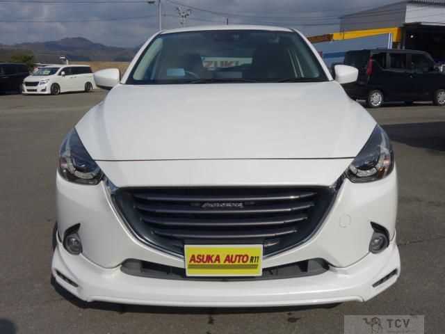 2015 Mazda Demio