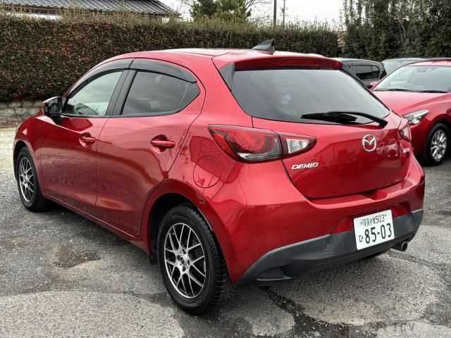 2015 Mazda Demio