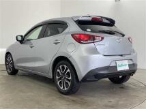 2017 Mazda Demio