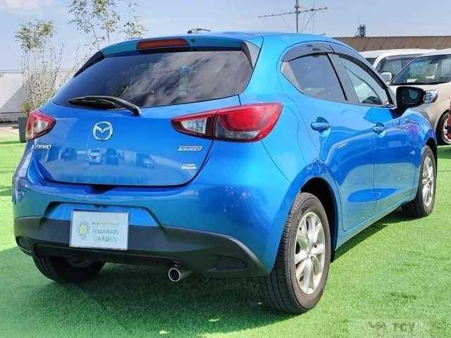 2015 Mazda Demio