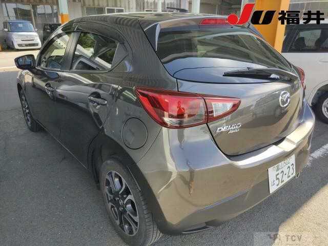 2015 Mazda Demio
