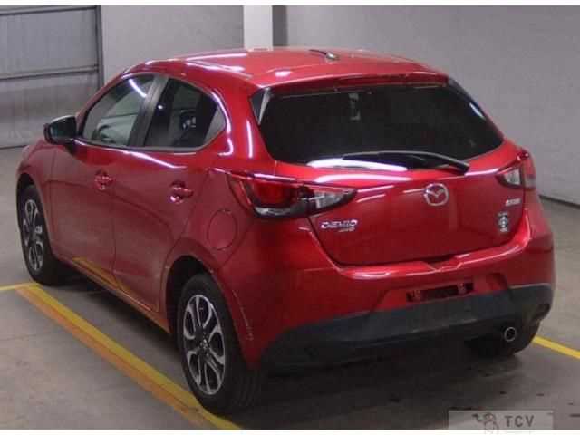 2015 Mazda Demio
