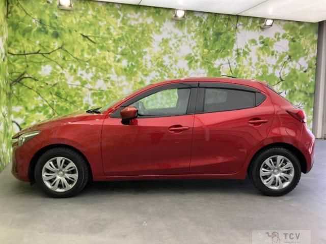 2016 Mazda Demio