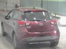 2017 Mazda Demio