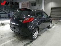 2013 Mazda Demio