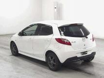 2011 Mazda Demio