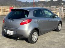 2013 Mazda Demio