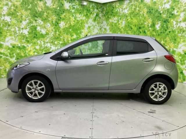 2013 Mazda Demio