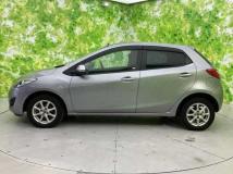 2013 Mazda Demio