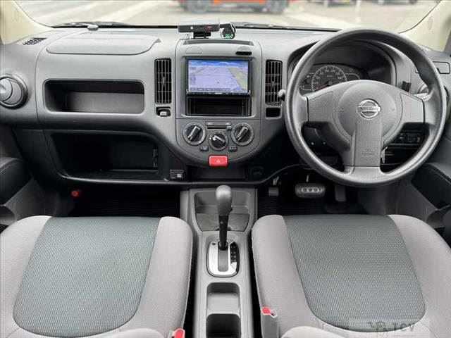 2016 Nissan AD