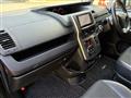 2013 Toyota Voxy