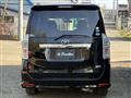 2013 Toyota Voxy