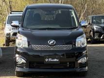 2013 Toyota Voxy