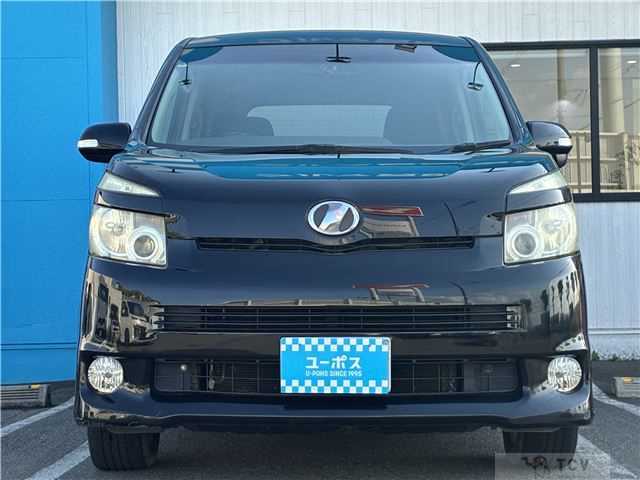 2007 Toyota Voxy