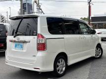 2008 Toyota Noah