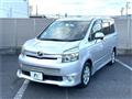 2007 Toyota Voxy