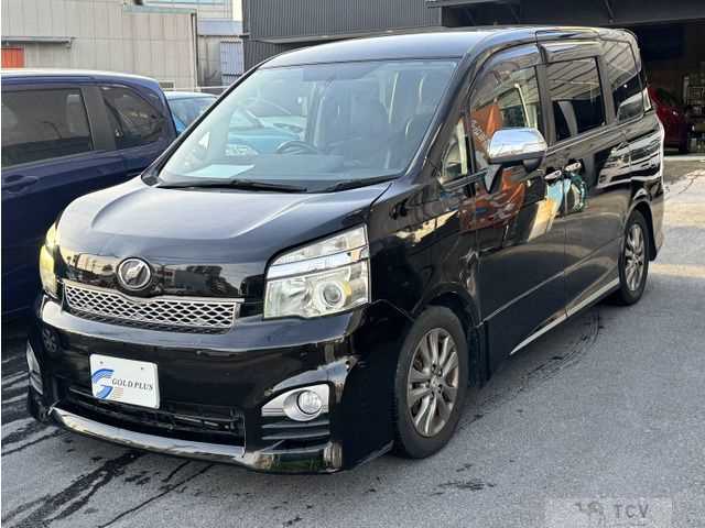 2013 Toyota Voxy