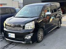 2013 Toyota Voxy