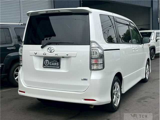 2010 Toyota Voxy