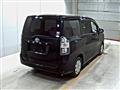 2007 Toyota Voxy