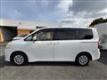 2010 Toyota Noah