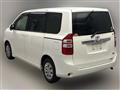 2013 Toyota Noah