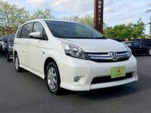 2014 Toyota Isis