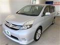 2013 Toyota Isis