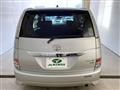 2013 Toyota Isis