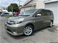 2013 Toyota Isis