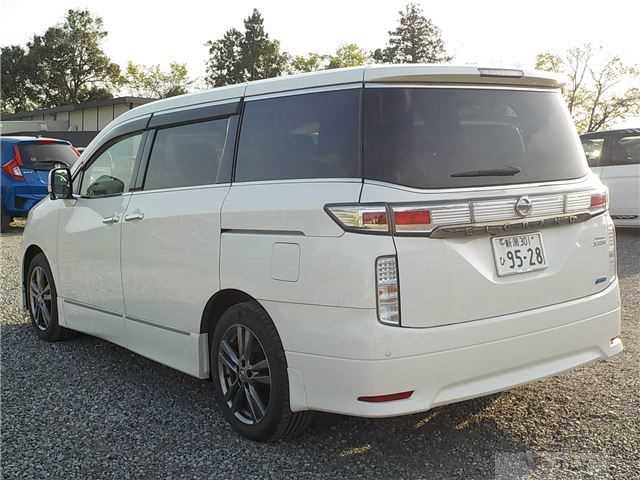 2012 Nissan Elgrand