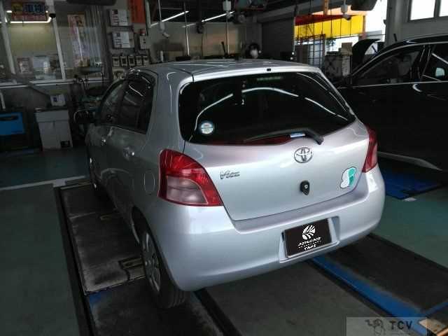 2006 Toyota Vitz