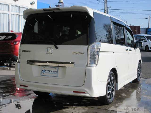 2013 Honda Step WGN