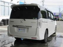 2013 Honda Step WGN