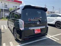 2013 Honda Step WGN