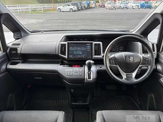 2013 Honda Step WGN