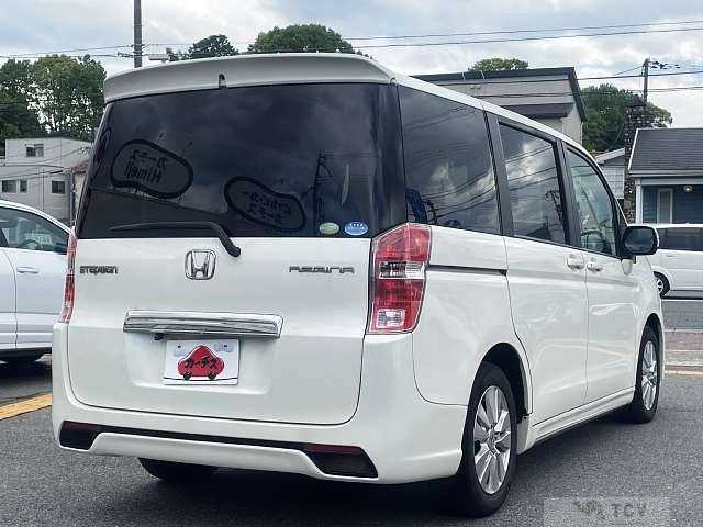 2011 Honda Step WGN