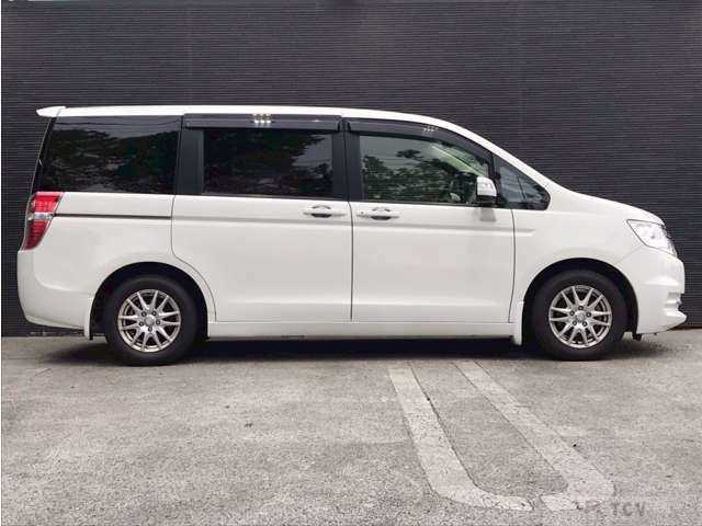 2013 Honda Step WGN