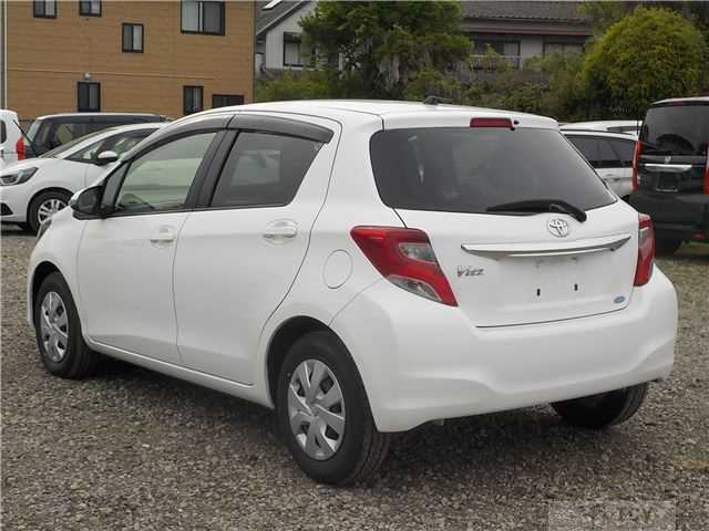 2015 Toyota Vitz