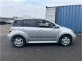 2006 Toyota IST