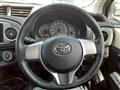 2011 Toyota Vitz