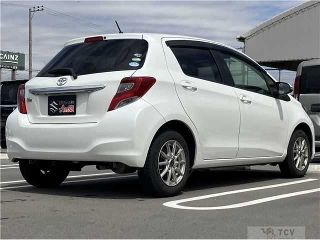 2015 Toyota Vitz