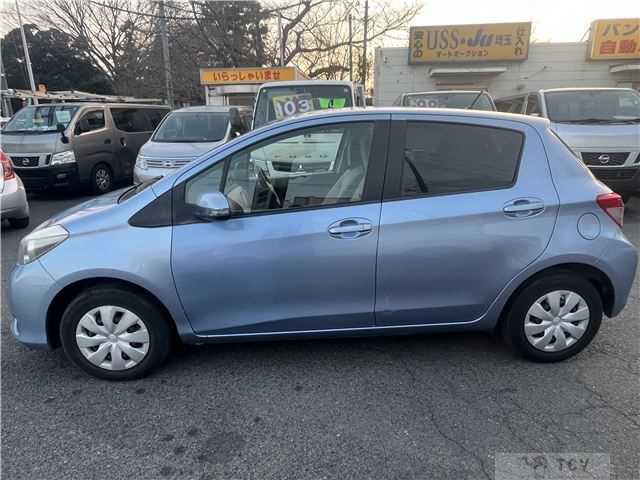 2013 Toyota Vitz