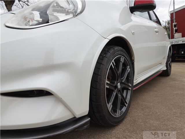 2016 Nissan March